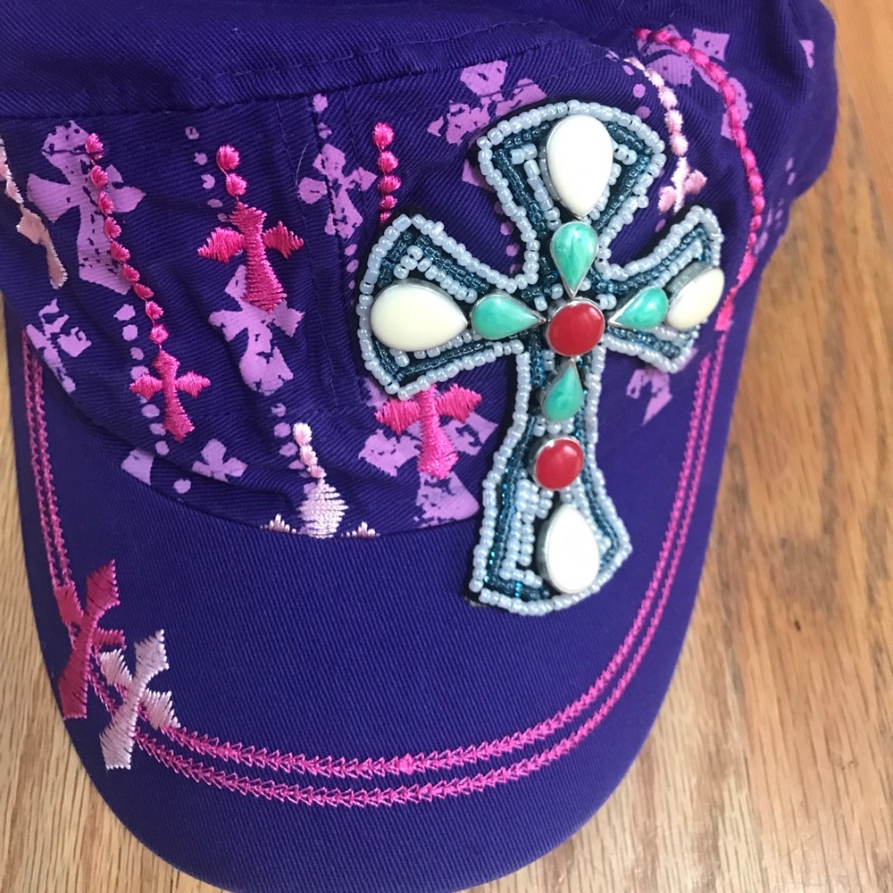 Women’s Purple Hat Leader Loga Christian Wear